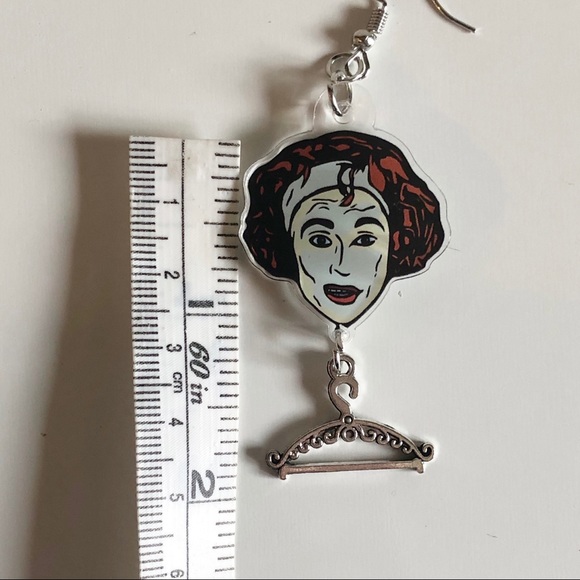 Mommy Dearest No Wire Hangers Acrylic Joan Crawford Drop Dangle Earrings - Picture 9 of 10